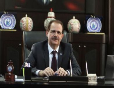 Rektör Prof. Dr. Selçuk Coşkun'dan 1 Mayıs Emek ve Dayanışma Günü Mesajı