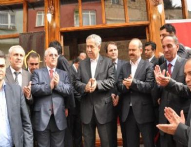 Başbakan Yardımcısı Arınç, Siirt'te Cami Açılışına Katıldı