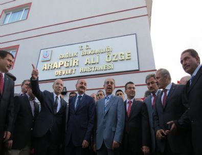 Sağlık Bakanı Müezzinoğlu, Hekim Açığı İçin 4-5 Yıl Süre İstedi