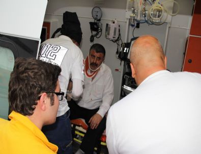 Samsun'da Tır Minibüse Çarptı: 5 Yaralı