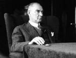 'Atatürk'e yasak geliyor!