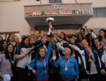 BAYAN VOLEYBOL TAKIMI - Çanakkale Belediyespor Transfer Çalışmalarına Başladı