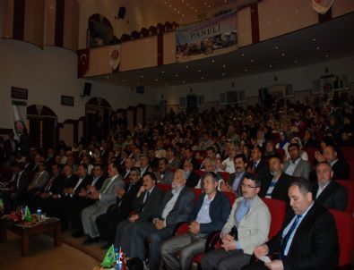 Somuncu Baba ve Hulusi Efendi Paneline Yoğun İlgi