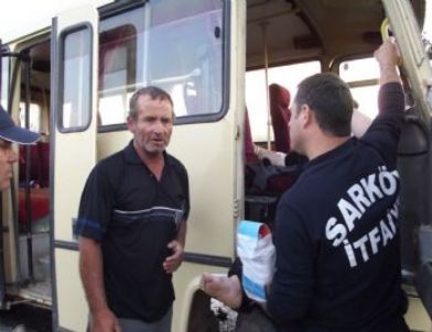 Tekirdağ'da Ticari Araç Minibüsün Altına Girdi: 6 Yaralı