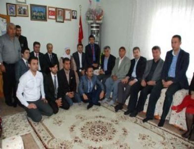 Ak Parti Heyetinden Anlamlı Ziyaret