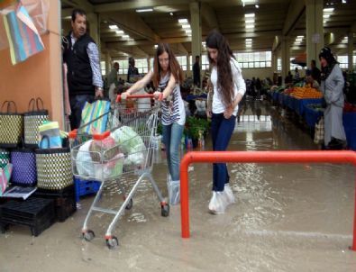 Bilecik'te Sağanak Yağış