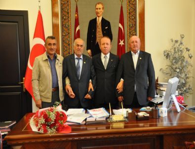 Elma Üreticisi Teşvik İstiyor