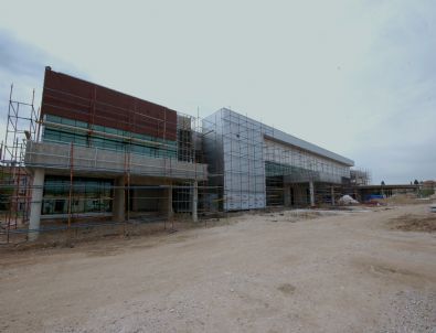 Gediz Devlet Hastanesi İnşaatında Sona Doğru Yaklaşılıyor