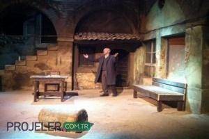 Tarihi Han Tiyatro Sahnesi Oldu!