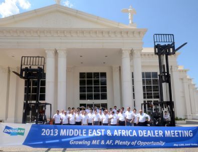 Doosan Forklift Bayi Toplantısı İzmir’de Yapıldı