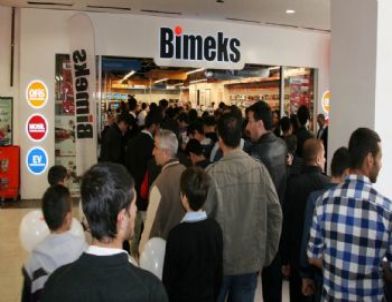 Bimeks’ten Gençlere Teknoloji İndirimi
