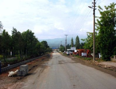 Gediz'de Şehir İçi Yol Yenileme ve Düzenleme Çalışmaları