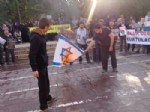 İSRAIL BAYRAĞı - Sakarya’da İsrail Bayrağı Yakıldı