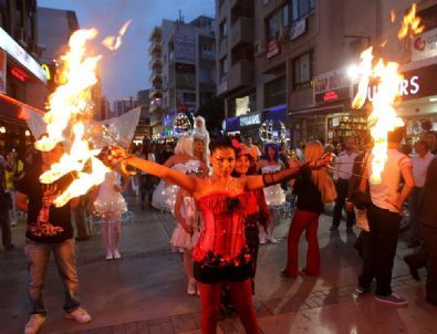 Alsancak 12'inci Kez Şenlendi