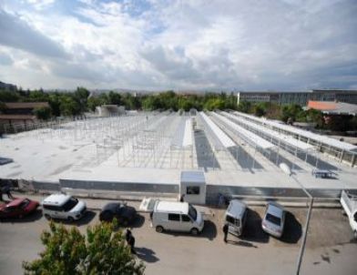 Yunus Emre Halk Çarşısı Ramazan Ayı’na Yetişecek