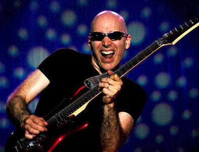 Joe Satriani Küçükçiftlik Park'ta