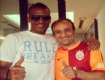 KOMEDYEN - Malouda Galatasaray-trabzonspor Maçını İzledi