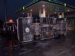 TRAFİK LAMBASI - Petrol İstasyonunda Faciadan Kıl Payı Dönüldü