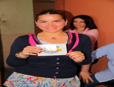 Yamaç Paraşütü Kursiyerleri Sertifikalarını Aldı