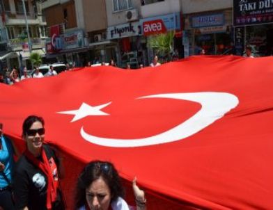 Atatürk’ü Anma Yürüyüşü Yapıldı