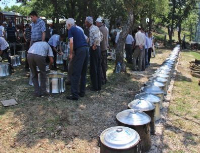 Çanakkale’nin En Büyük Köy Hayrı Yapıldı