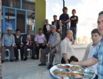 İHSAN TEMEL - Demirci Örücüler Köyü'nde Hayır Yemeği Düzenlendi
