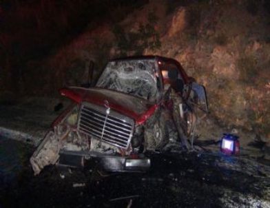 Düğün Dönüşü Kaza: 3 Ölü, 5 Yaralı