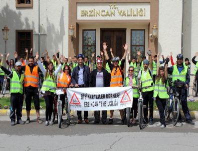 Gençlik Haftası Bisiklet Turu Düzenlendi