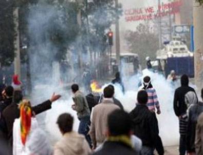 İETT otobüsüne molotoflu saldırı!