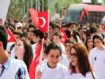 İşaret Diliyle İstiklal Marşı'nı Okudular