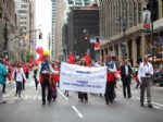 TADF - New York Sokakları Kırmızı Beyaza Büründü
