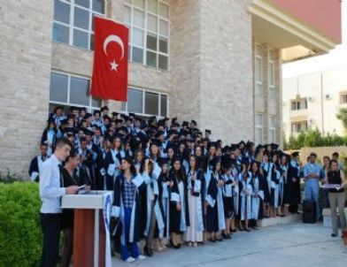 ADÜ Didim MYO’da Mezuniyet Sevinci