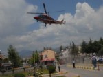 LOKMAN HEKIM - Ambulans Helikopterin Rüzgarı Yaşlı Şahsı Hastanelik Etti