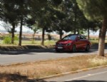 TEST SÜRÜŞÜ - Mercedes Benz Yeni Cla ve E-serisini Görücüye Çıkardı