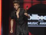 TAYLOR SWIFT - Justin Bieber ödül alırken yuhalandı