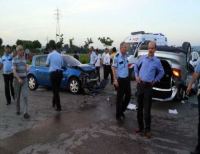 Kocaeli'de Kaza: 10 Yaralı