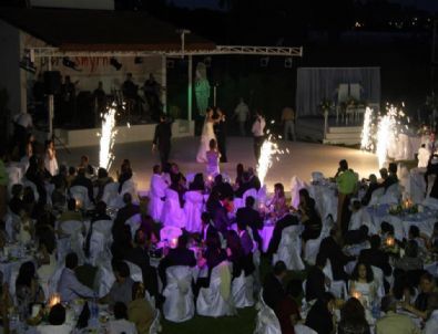 Aynı Yerde Evlenen 125 Çift Buluştu