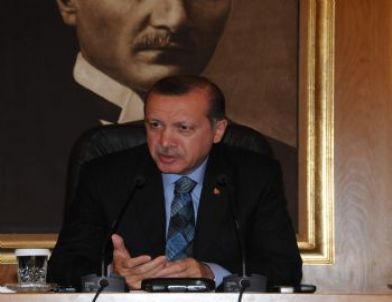 Başbakan Erdoğan: 'Suriye'de Lojistik Desteğimiz Devam Edecek'