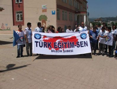 Eğitim Sendikalarından İlkokul Öğretmenine Yapılan Tehdite Protesto