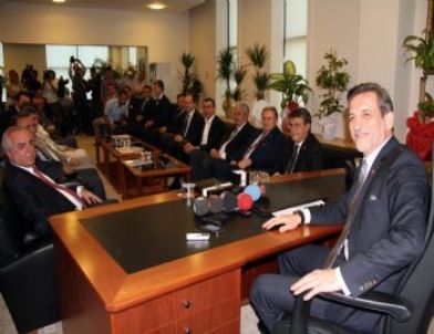 Sönmez’e Pastalı Veda