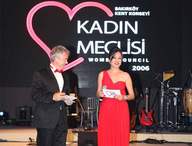 Bakırköy Kent Konseyi Kadın Meclisi’nden Eğitime Büyük Destek!