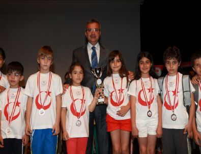 Gebze'de Başarılı Sporcular Ödüllendirildi