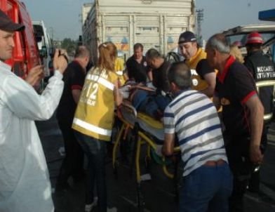 Gebze'de Trafik Kazası: 1 Ölü, 2 Yaralı