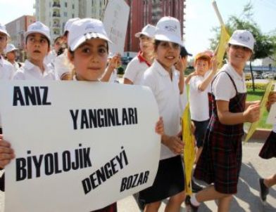 Öğrencilerden ‘anız Yangınlarına Hayır Yürüyüşü’