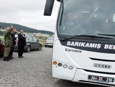 Sarıkamış’lı Gaziler, 39 Yıl Önce Gazi Olarak Döndükleri Kıbrıs’a Uğurlandı