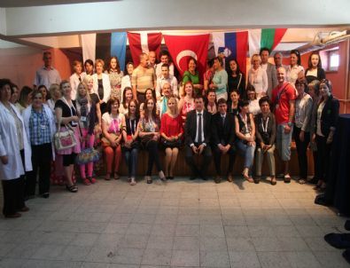 Şarkılar ve Danslar Projesi İçin Geldiler