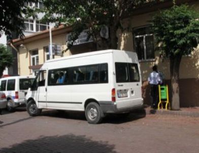 Akhisar'da Fuhuş Operasyonu