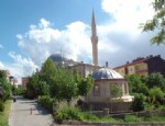 Yıkılan Zihni Paşa Camii Minaresi Yeniden Yapıldı