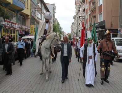 Akşemseddin Dualarla İstanbul’a Uğurlandı