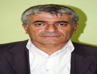 Evlerdeki Çatlaklıklar Köylüleri Tedirgin Ediyor